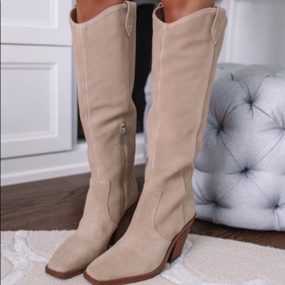 VINCE CAMUTO SUEDE AFELIA BOOTS SZ8.5 - Picture 11 of 11